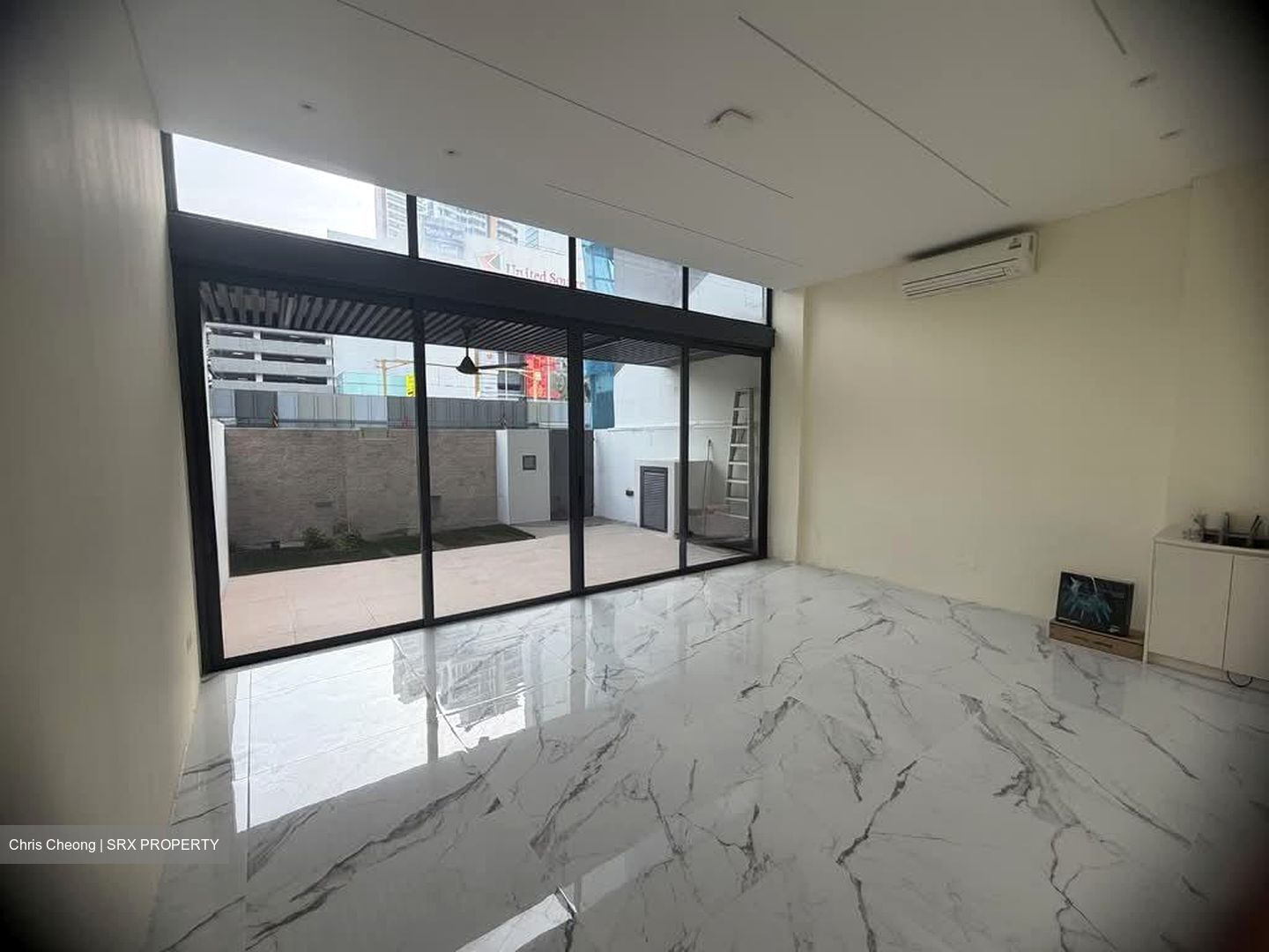 Thomson Road (D11), Office #560113391